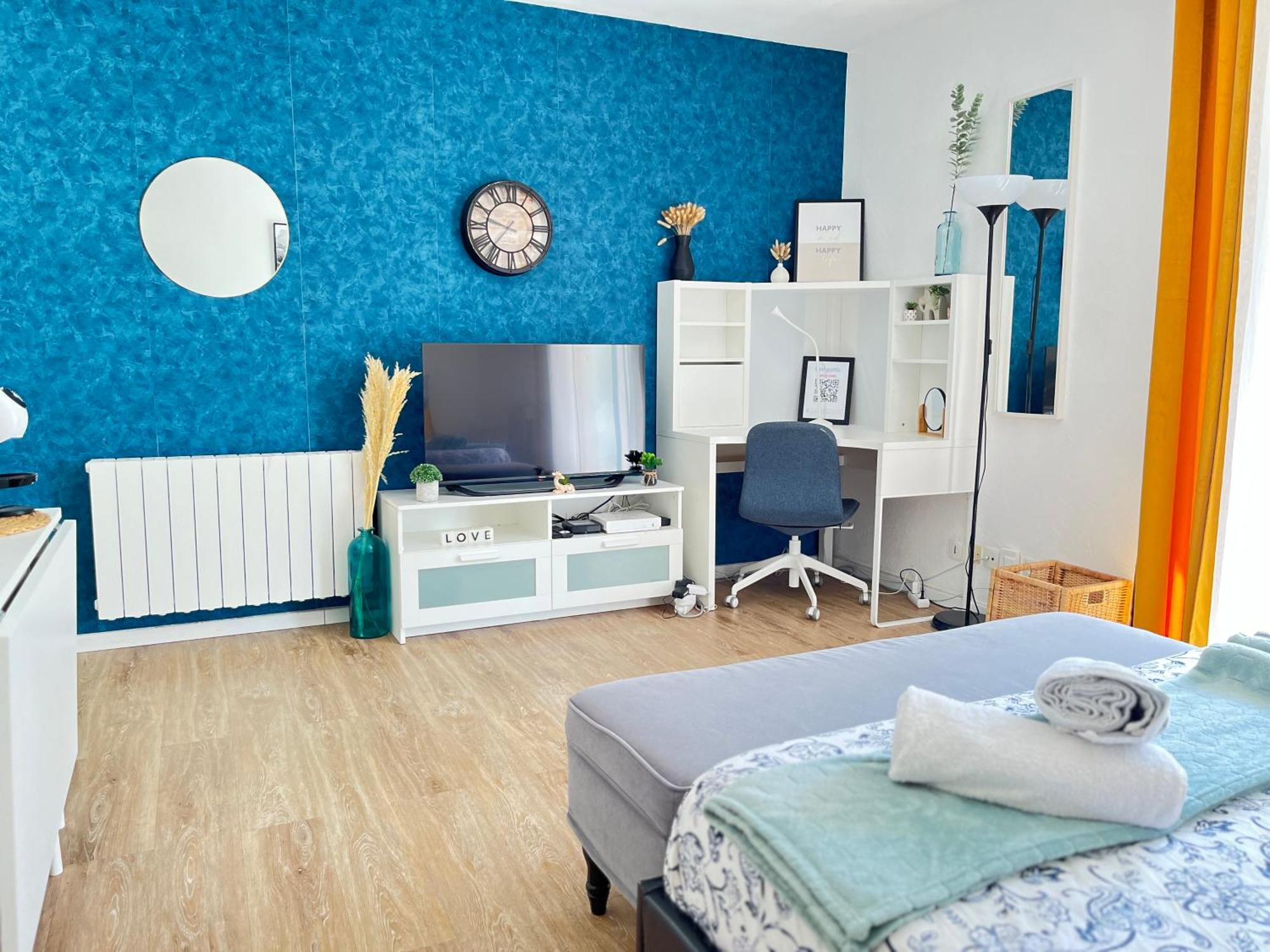 Studio Cosy Au Pied De La Gare De Cergy Le Haut - 35 Min De Parisアパートメント エクステリア 写真